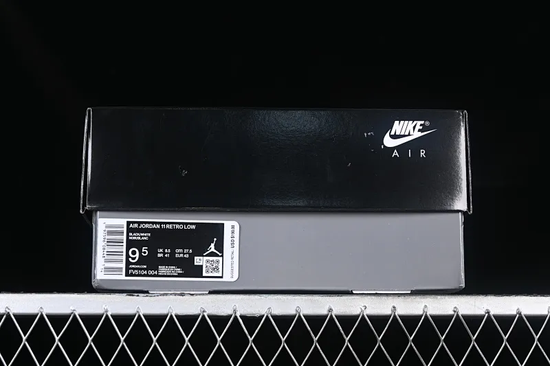 All categories Air Jordan Jordan series basketball shoes Air Jordan 11 F version Air Jordan 11 Low "Space Jam" AJ11 Joe 11 slam dunk real standard real carbon low-top basketball shoes FV5104-004